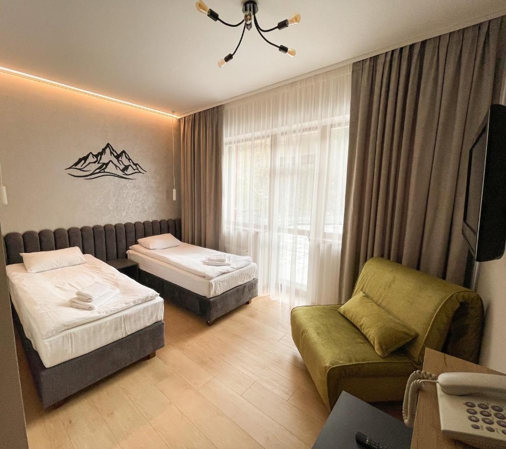 Hotel Skilandhouse Bukovel Ngoại thất bức ảnh